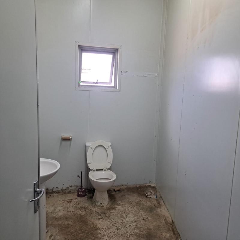 To Let commercial Property for Rent in Neave Industrial Eastern Cape